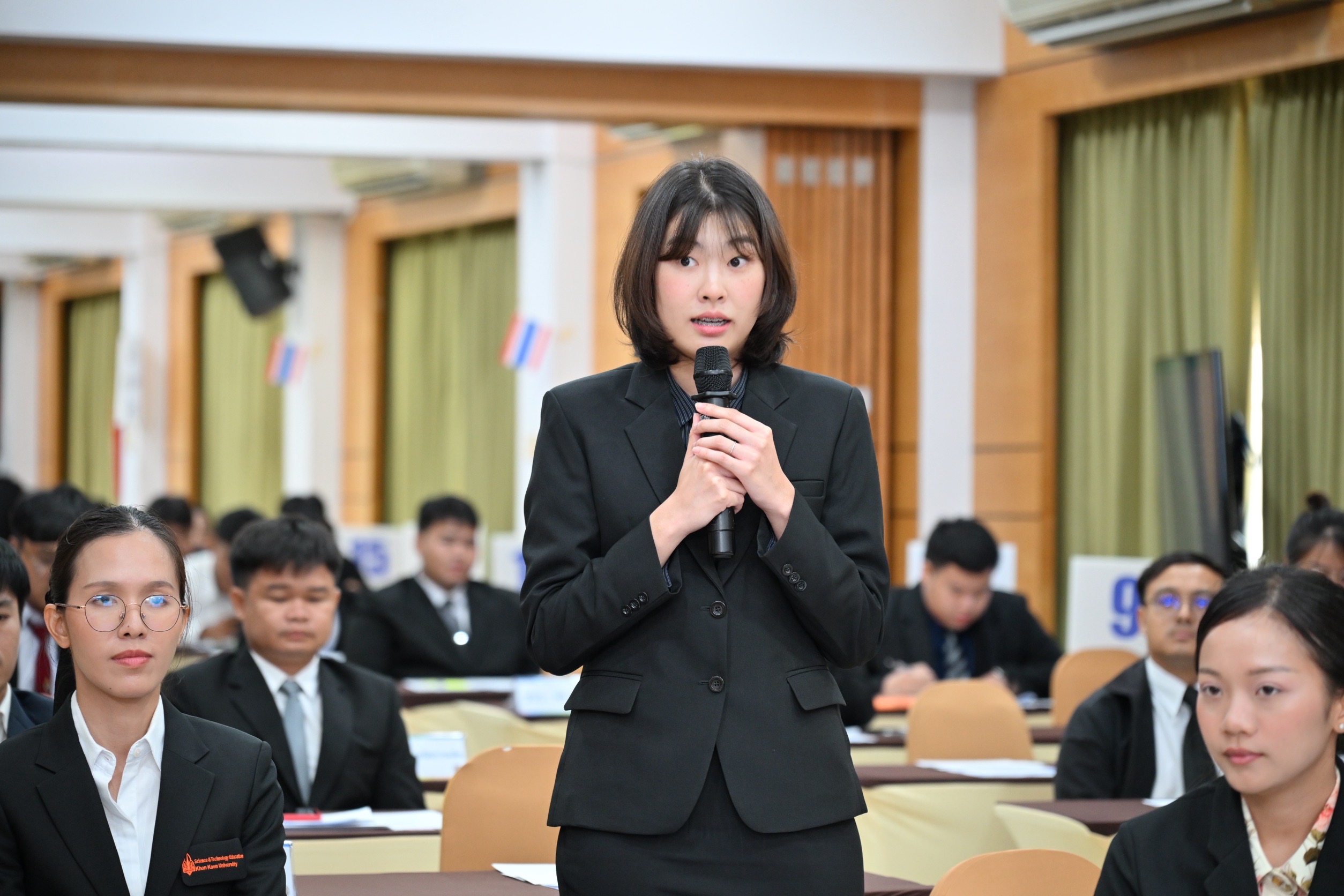 IMAGE - 8044